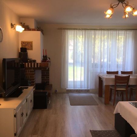 Domek Letni Na Wakacje W Rumi Rumia Luaran gambar